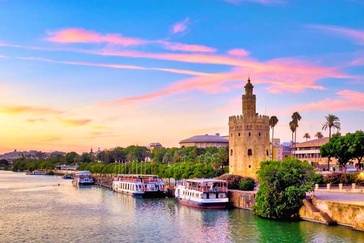 Mejores tours en autobús turístico en Sevilla, España – Puntos de interés populares, rincones ocultos y vistas panorámicas de Sevilla en 2026